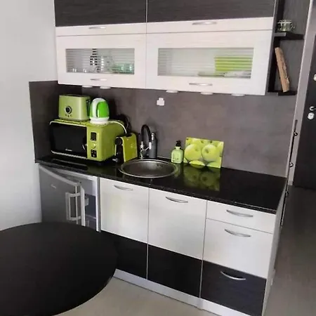 Apartment By Bltn Siofok